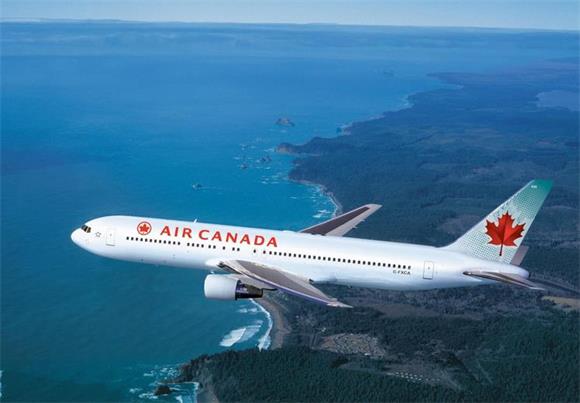 有加拿大绿卡，明年带孩子去加拿大定居，可以申请旅游签证吗？