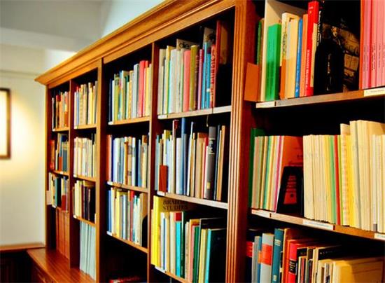 去加拿大读研究生能转专业吗？