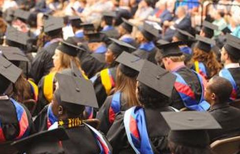 怎样申请加拿大研究生？