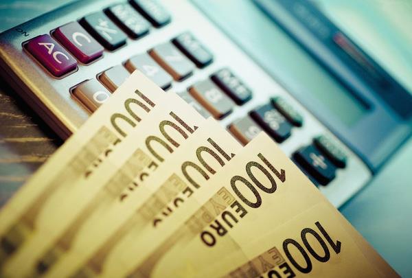 加拿大本科留学会计专业选择哪个学校比较好？