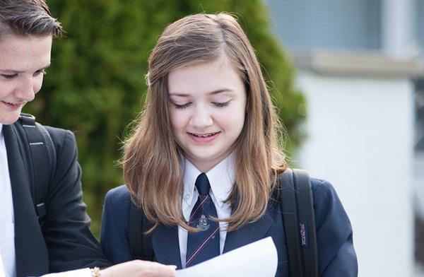 加拿大高中申请时间是几月份开始的？什么时候截止？