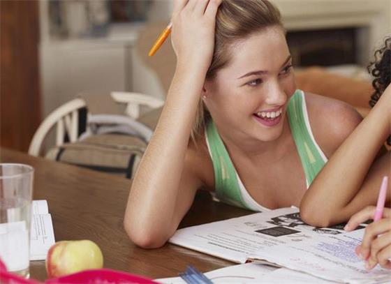 加拿大的私立高中要怎么申请？