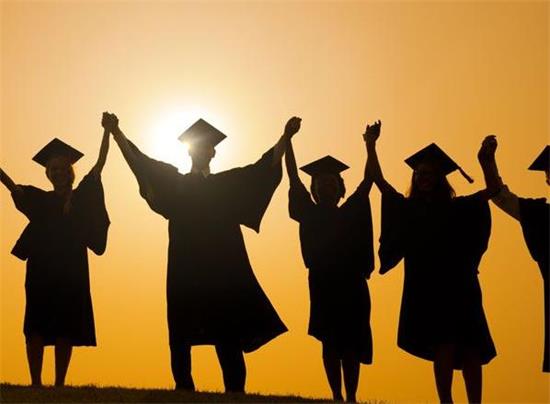 我应该在什么时间开始申请加拿大硕士？