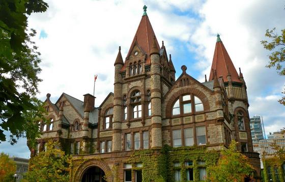 加拿大多伦多大学研究生入学要求是什么？