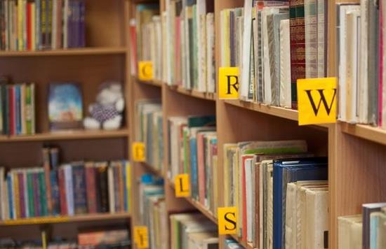 初中生如何申请留学加拿大高中？