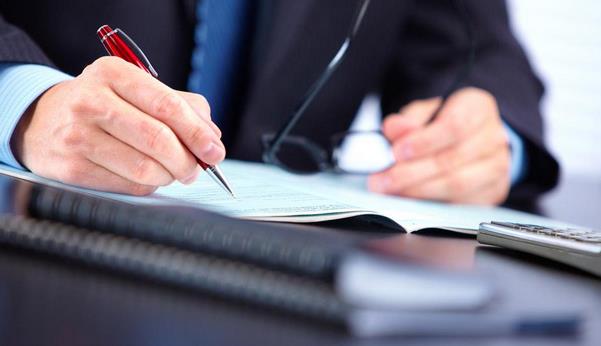 移民加拿大后如何保留枫叶卡？