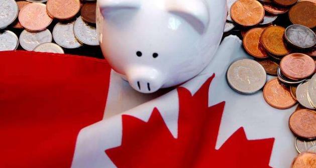 丢失工卡且枫叶卡仍然在有效期内，如何成功换发枫叶卡？