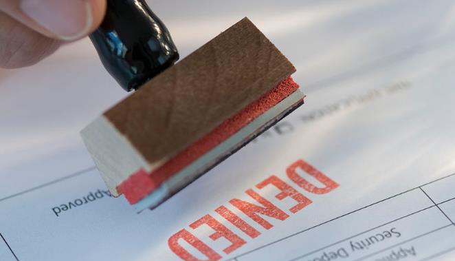 未住满如何保留枫叶卡？