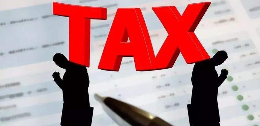 加拿大税单对换发或续签枫叶卡起至关重要的作用